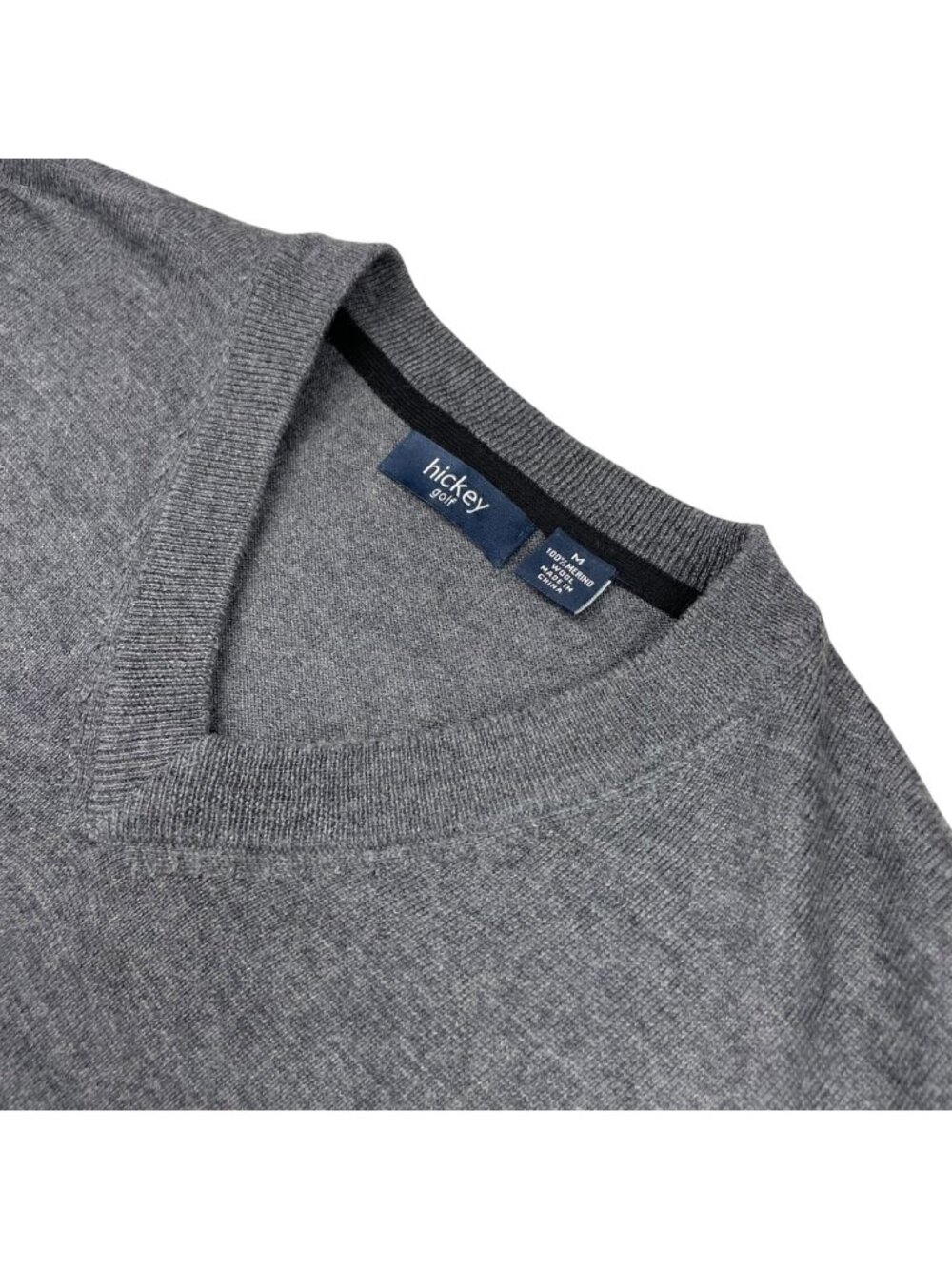Hickey Freeman Golf Men's 100% Merino Wool V-Neck Sweater Gray • Medium